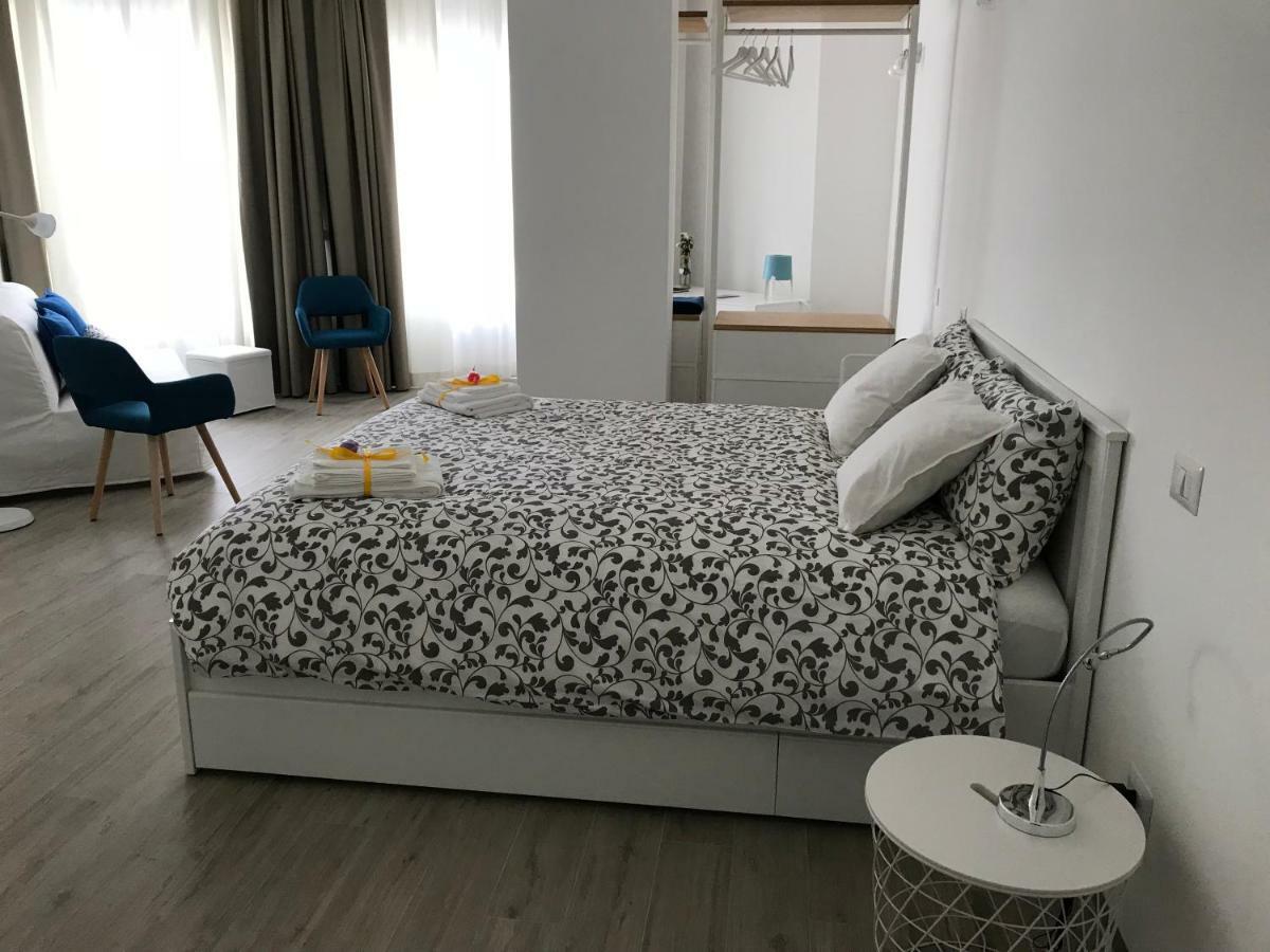 A Matera "Sotto I Pini" Villa ภายนอก รูปภาพ
